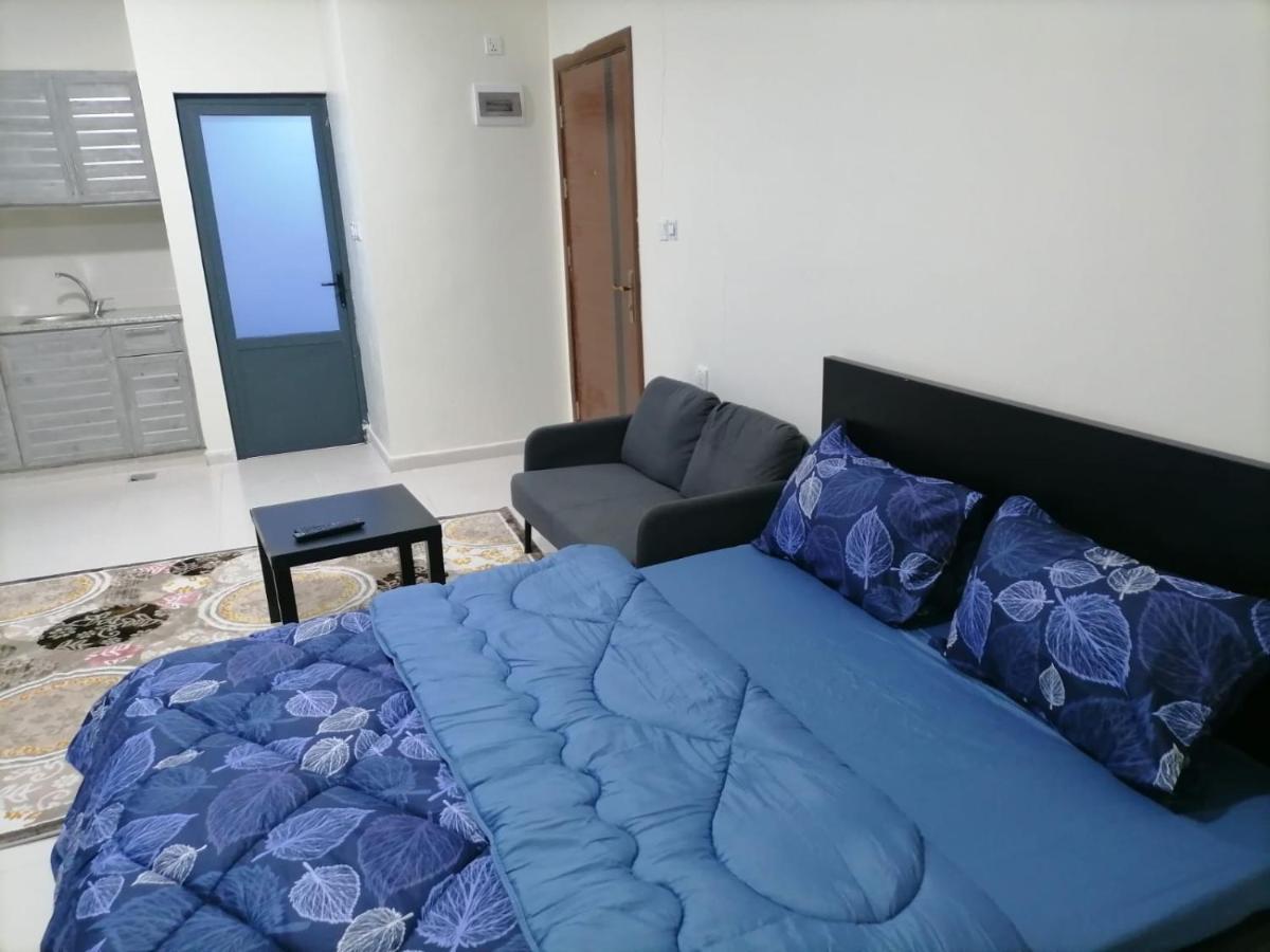Appartement For Women Only - للنساء فقط *